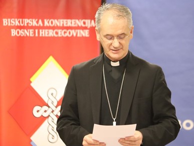 /A/2024/3/C/Biskupi BK BiH i HBK_zasjedanje 2024_nadbiskup Kutleša.jpg