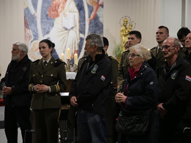 /A/2024/3/D/Krizni put i misa branitelji (14).JPG