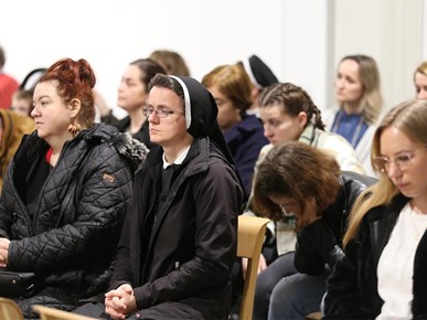 /A/2024/3/D/Održana korizmena duhovna obnova za vjeroučiteljeice i odgojiteljice u vjeri1 (12).JPG