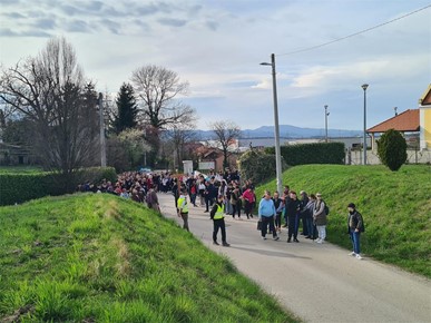 /A/2024/3/E/Održan 12. križni put vjernika Svete Nedjelje2024 (2).jpg