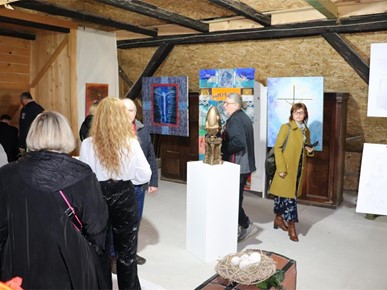 /A/2024/3/H/Otvorena ​izložba Cvjetnica 2024 u župnom dvoru Vugrovec (3).JPG