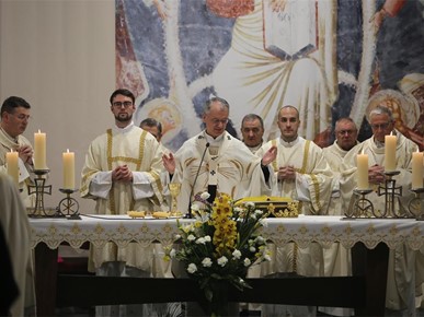 /A/2024/3/I/Nadbiskup Kutleša predvodio Misu večere Gospodnje2024 (26).JPG