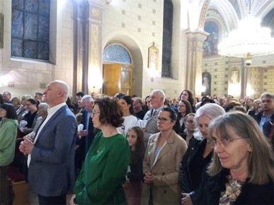 /A/2024/3/I/​Biskup Šaško predvodio Vazmeno bdjenje u Župi Navještenja BDM u Velikoj Gorici2024 (7).jpg