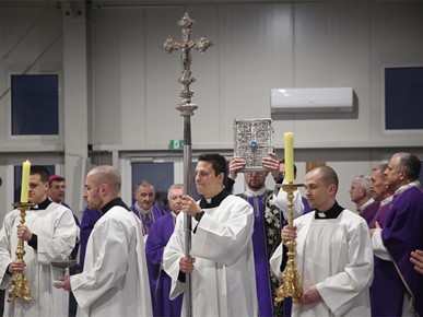 /A/2024/3/Kuharićevo/Euharistijsko slavlje prigodom 22. obljetnice smrti kardinala Kuharića (1).JPG