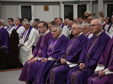 /A/2024/3/Kuharićevo/Euharistijsko slavlje prigodom 22. obljetnice smrti kardinala Kuharića (24).JPG