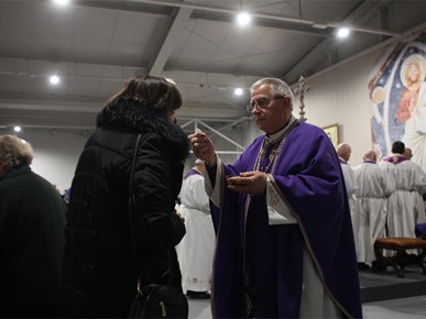 /A/2024/3/Kuharićevo/Euharistijsko slavlje prigodom 22. obljetnice smrti kardinala Kuharića (38).JPG