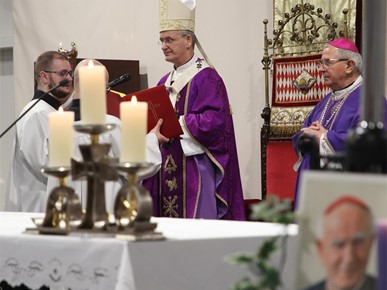 /A/2024/3/Kuharićevo/Euharistijsko slavlje prigodom 22. obljetnice smrti kardinala Kuharića (46).JPG