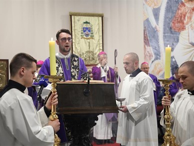 /A/2024/3/Kuharićevo/Euharistijsko slavlje prigodom 22. obljetnice smrti kardinala Kuharića (8).JPG