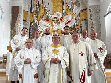 /A/2024/4/B/240408-SlovenijaEmaus (4).jpg