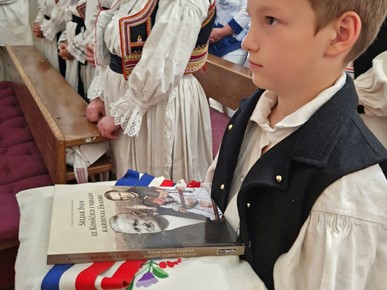 /A/2024/4/C/Predstavljanje knjige Okic (10).jpg