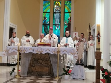 /A/2024/5/A/Biskup Šaško predvodio misu za žrtve komunističkih zločina u Zagrebu__ (1).jpg