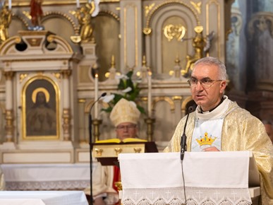 /A/2024/5/A/​Biskup Gorski blagoslovio obnovljenu crkvu Uznesenja Blažene Djevice Marije u Stenjevcu (3).jpg