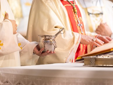 /A/2024/5/A/​Biskup Gorski blagoslovio obnovljenu crkvu Uznesenja Blažene Djevice Marije u Stenjevcu (6).jpg