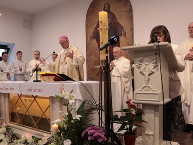 /A/2024/5/C/Nuncij Giorgio Lingua na spomendan bl. Ivana Merza predslavio misu kod isusovaca u Zagrebu (4).jpg