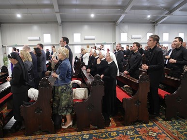 /A/2024/5/C/Slavljena misa zadušnica na prvu godišnjicu smrti biskupa Valentina Pozaića (7).JPG