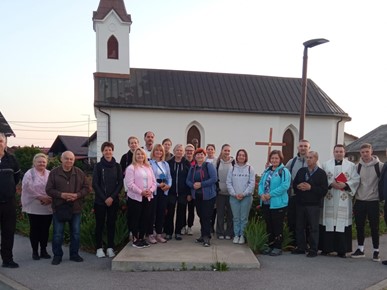 /A/2024/5/C/Župljani Župe sv. Petra apostola iz Zaprešića hodočastili u Zagreb (1).jpg