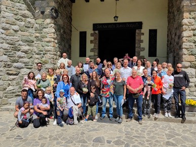 /A/2024/5/D/Misa za parove vjenčane u sljemenskoj kapeli i obnova bračnih zavjeta 2024 (5).jpg