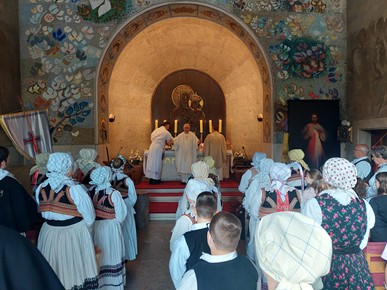 /A/2024/5/F/Hodočašće na Sljeme vjernika Župe sv. Ivana Krstitelja iz Luga Samoborskog i članova udruge Ekosspiritus (1).jpg