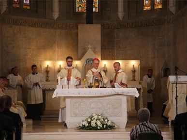 /A/2024/5/F/Nadbiskup Kutleša predvodio misno slavlje prigodom proslave svetkovine Tijelova i Dana državnosti Republike Hrvatske2024 (29).JPG