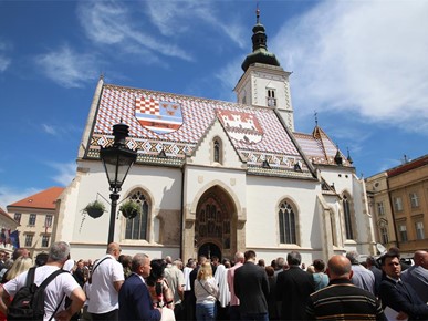 /A/2024/5/F/Nadbiskup Kutleša predvodio misno slavlje prigodom proslave svetkovine Tijelova i Dana državnosti Republike Hrvatske2024 (40).JPG