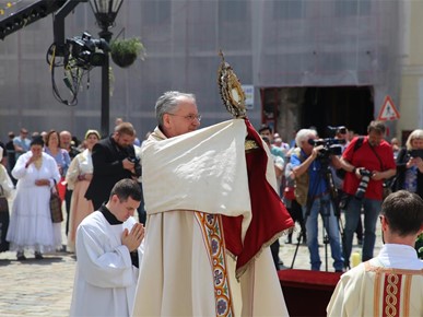 /A/2024/5/F/Nadbiskup Kutleša predvodio misno slavlje prigodom proslave svetkovine Tijelova i Dana državnosti Republike Hrvatske2024 (45).JPG