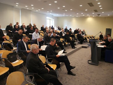 /A/2024/5/F/Održana konstituirajuća sjednica Prezbiterskog vijeća Zagrebačke nadbiskupije (2).JPG