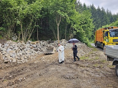 /A/2024/5/F/Ostrc blagoslov gradilista  (4).jpeg