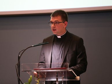 /A/2024/5/F/Podjela diploma djakoni 2024 (13).JPG