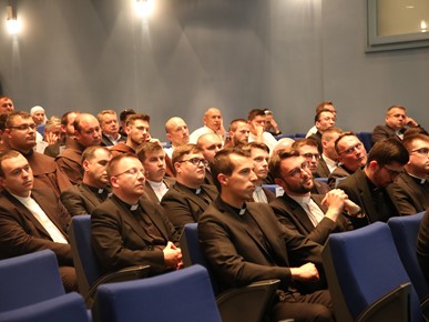 /A/2024/5/F/Podjela diploma djakoni 2024 (6).JPG