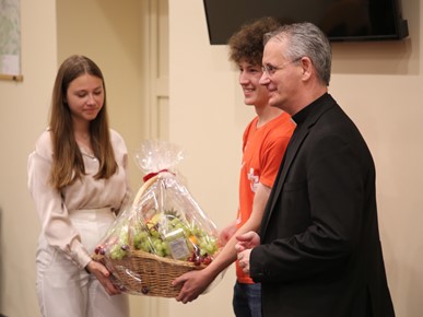 /A/2024/6/A/240603 Nadbiskup i vjeroučenici (11).JPG