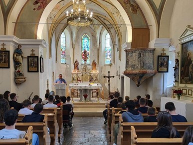 /A/2024/6/A/Održan susret ministranata Dugoreško-mrežničkog dekanata2024 (1).jpg