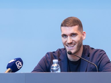 /A/2024/6/A/U Vijencu predstavljena knjiga „Sveta Maravillas – naravno u Nadnaravnom“2024 (6).jpg