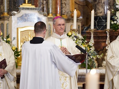 /A/2024/6/B/Nadbiskup Kutleša zaredio fra Ivu Martinovića za novog požeškog biskupa (6).jpg