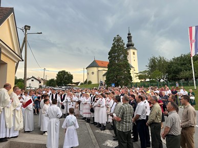 /A/2024/6/B/Srce Isusovo_GStubica (6).jpg