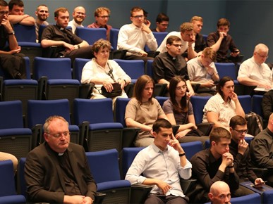 /A/2024/6/E/Predstavljen zbornik Život i djelo kardinala Franje Kuharića2024 (15).JPG