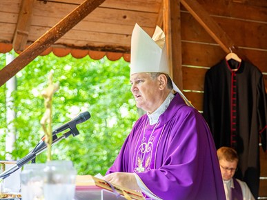 /A/2024/6/F/Jazovka 2024_biskup Košić (3).jpg