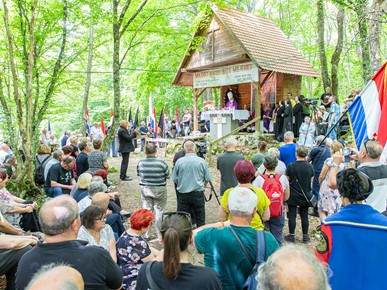 /A/2024/6/F/Jazovka 2024_biskup Košić (4).jpg