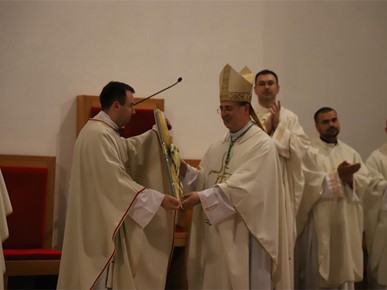 /A/2024/6/G/Biskup Šaško primio desetoricu bogoslova među kandidate Zagrebačke nadbiskupije za sveti red2024 (1).JPG