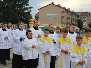 /A/2024/6/G/Biskup Šaško primio desetoricu bogoslova među kandidate Zagrebačke nadbiskupije za sveti red2024 (15).JPG