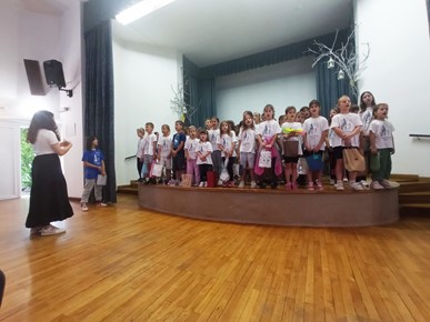 /A/2024/6/G/Održan Terezijaner, duhovno-sportski oratorij u Župi sv. Terezije od Djeteta Isusa (7).jpg