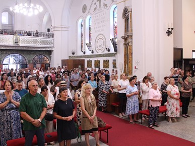 /A/2024/6/H/Nadbiskup Kutleša predvodio proslavu župne svetkovine sv. Petra u Zagrebu (2).JPG