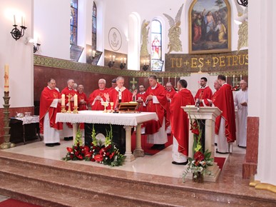 /A/2024/6/H/Nadbiskup Kutleša predvodio proslavu župne svetkovine sv. Petra u Zagrebu (4).JPG