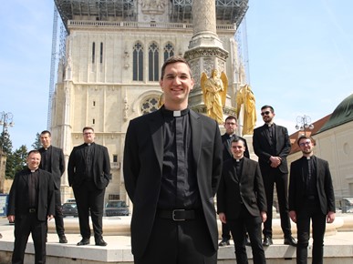 /A/2024/6/Mladomisnici/Mladomisnici_Šarić (2).JPG