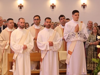 /A/2024/6/Svećeničko ređenje/Svećeničko ređenje 2024 (31).JPG