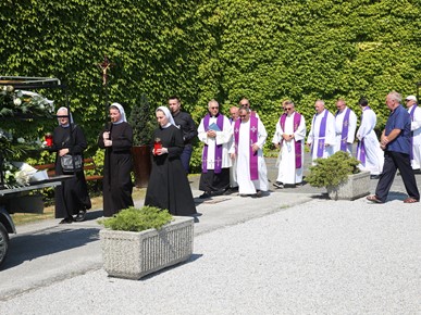 /A/2024/7/C/Sprovod s Barbara M Cindori (11).JPG