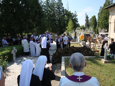 /A/2024/7/C/Sprovod s Barbara M Cindori (15).JPG