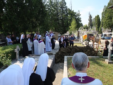 /A/2024/7/C/Sprovod s Barbara M Cindori (17).JPG