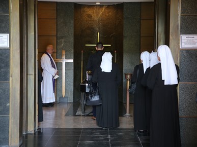 /A/2024/7/C/Sprovod s Barbara M Cindori (2).JPG