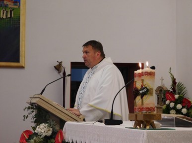 /A/2024/7/D/Počela trodnevnica ususret proslavi Gospe Karmelske i 85. obljetnice Karmela u Brezovici (3).jpg