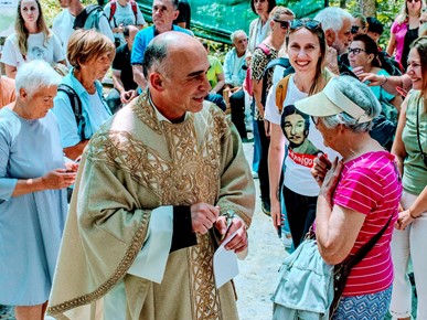 /A/2024/7/D/Proštenje na Sljemenu i završetak proslave obljetnica 90 godina posvete kapelice i 60 godina osnutka sljemenske Župe (9).jpg